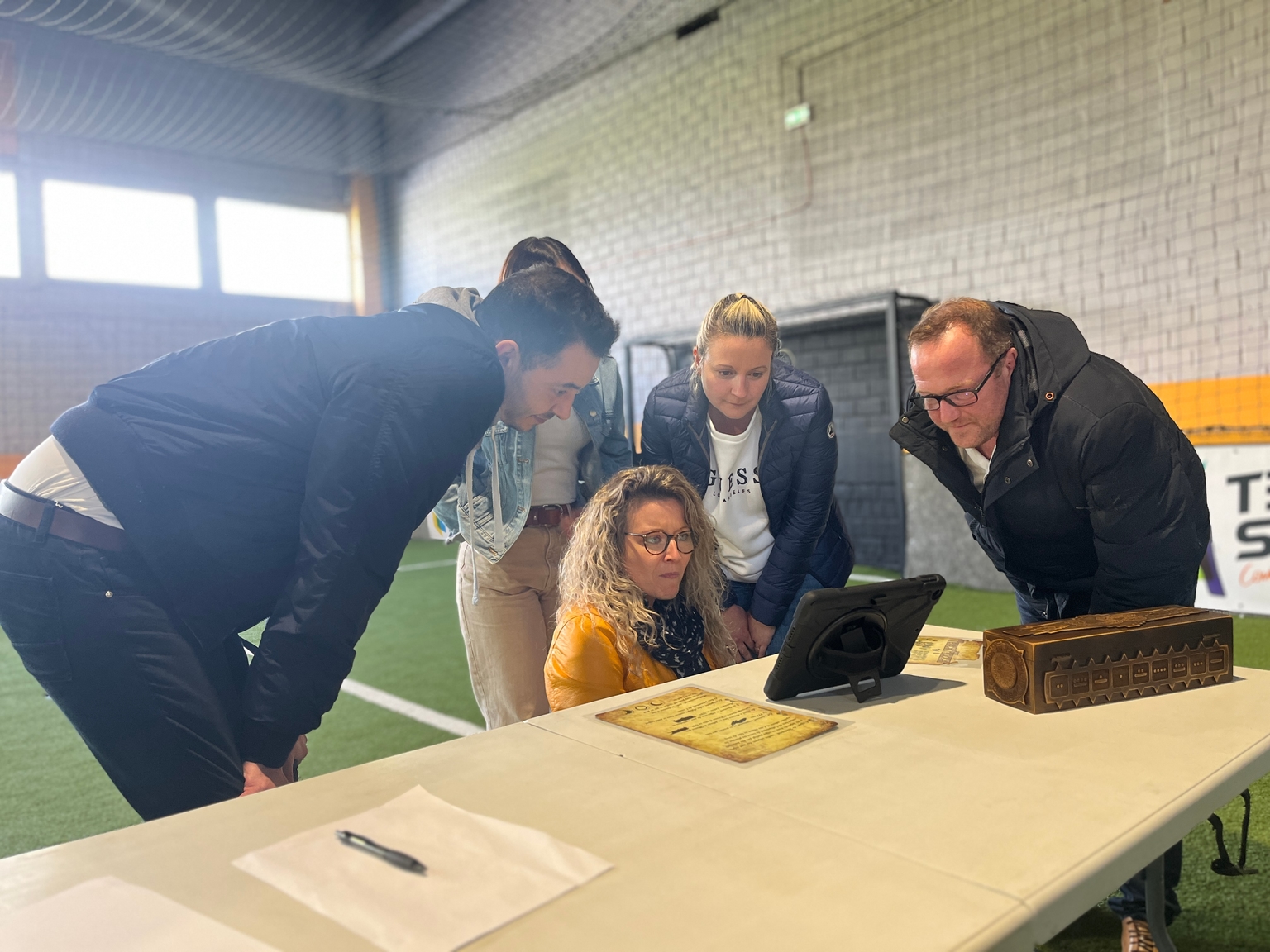 Escape game Lens haut de gamme : privatisation, multi-groupe, sur-mesure